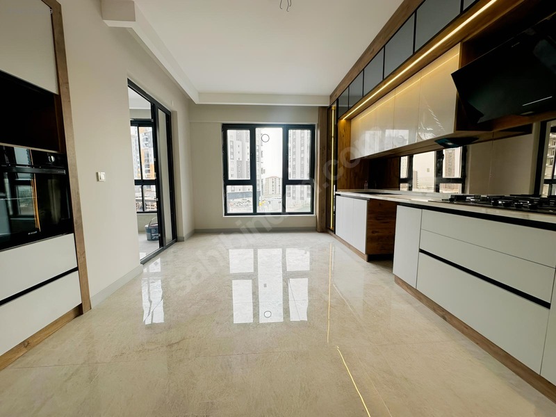 Han Gayrimenkul'den Şehitlik Mahallesi 4+1 Full Yapılı Daire — fotoğraf 13