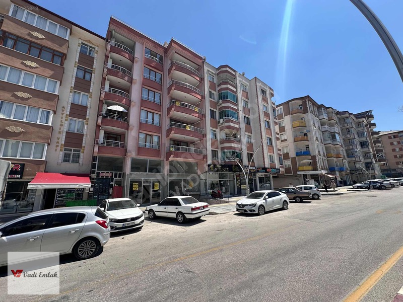 Mahmutpaşa Mahallesinde Eşyalı 2+0 Kiralık Daire | Vadi Emlak — fotoğraf 2
