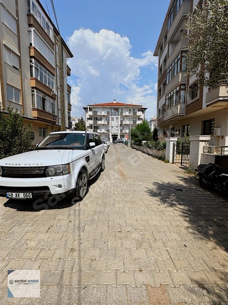 Serhat Ç İ F T Ç İ K İ R A L I Y O R — fotoğraf 12