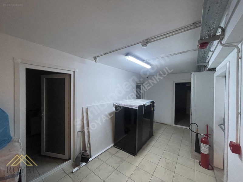 Royal'den Meydanda Devren Kiralık Dükkan — fotoğraf 31