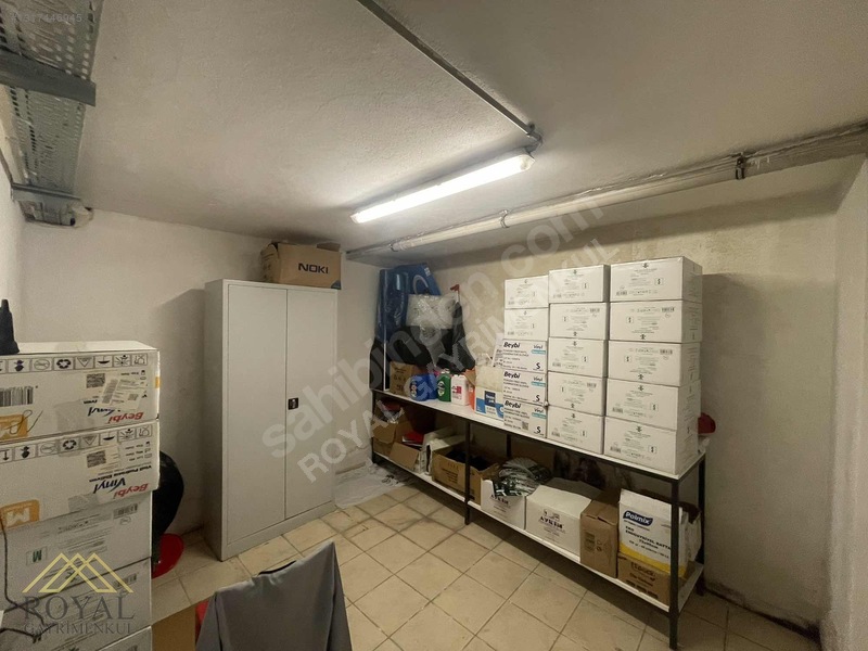 Royal'den Meydanda Devren Kiralık Dükkan — fotoğraf 32
