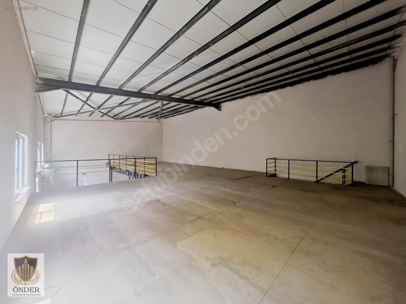 Önderden Zaferde İzmir Asfaltına Yakın 400 M² Kiralık İş Yeri — fotoğraf 2