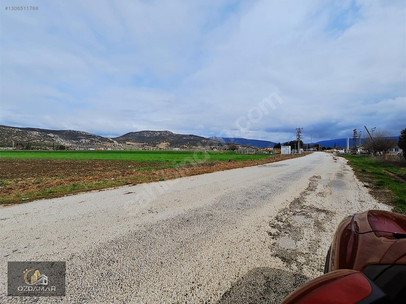 İncirderede Ana Yol Üstü 4400 M2 Tarla — fotoğraf 2
