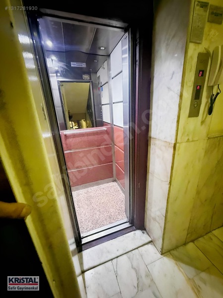 Kristal Safir Gayrimenkul'den Şehir Merkezinde Kiralık Ofis — fotoğraf 4
