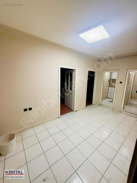 Kristal Safir Gayrimenkul'den Şehir Merkezinde Kiralık Ofis — fotoğraf 15
