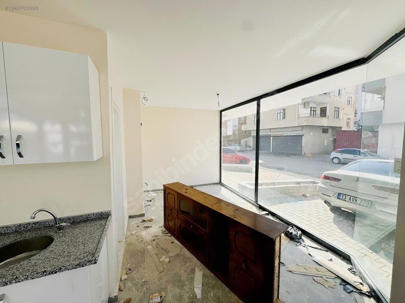 Erdemli Merkezde Köşe Başı 47 M² Kiralık Dükkân — fotoğraf 5