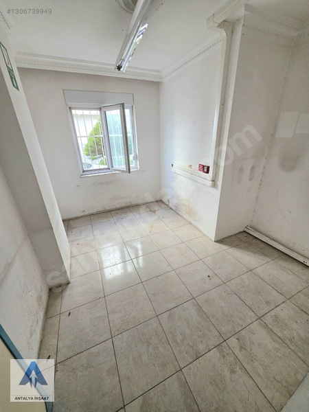 Kütükçü Tahtakale Spot Çaprazı Cadde Üzeri 300 M² Kiralık Dükkan — fotoğraf 15
