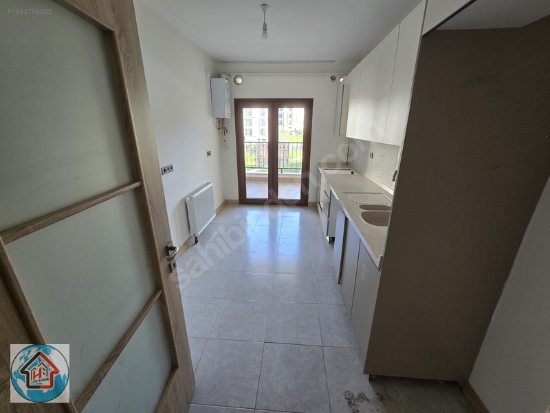 Hb Life Emlaktan Manzaralı Arakat Kiralık 2+1 — fotoğraf 4