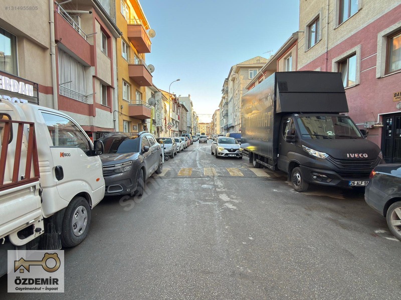 Özdemir'den Güllük Mahallesi Baysal Sk. Satılık 2+0 Daire — fotoğraf 17