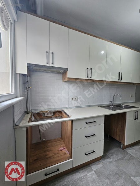 Altayçeşme Metro 4dk Minibüs Yoluna 5dk Masrafsız Otoparklı 3+1 — fotoğraf 17