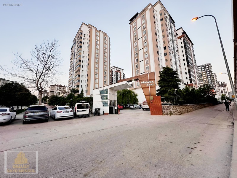 Karataşın Merkezinde Tramvaya Sıfır Ultra Lüks Acil Satılık 2+1
