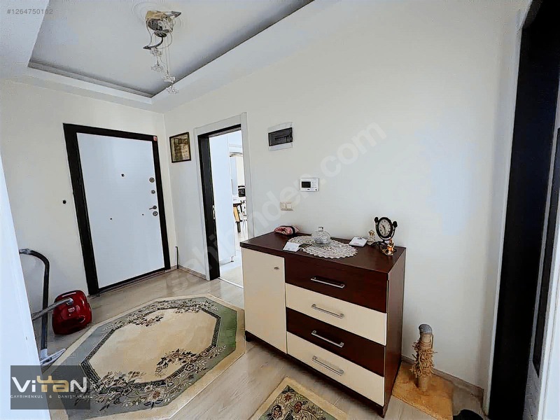 Van İki Nisanın En Gözde Lokasyonunda Satılık 3+1 Daire! — fotoğraf 23