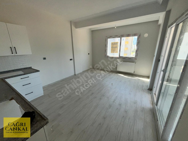 Çağrı Çankal'dan Üniversite Kavşağında 2+1 Kiralık Daire — fotoğraf 3