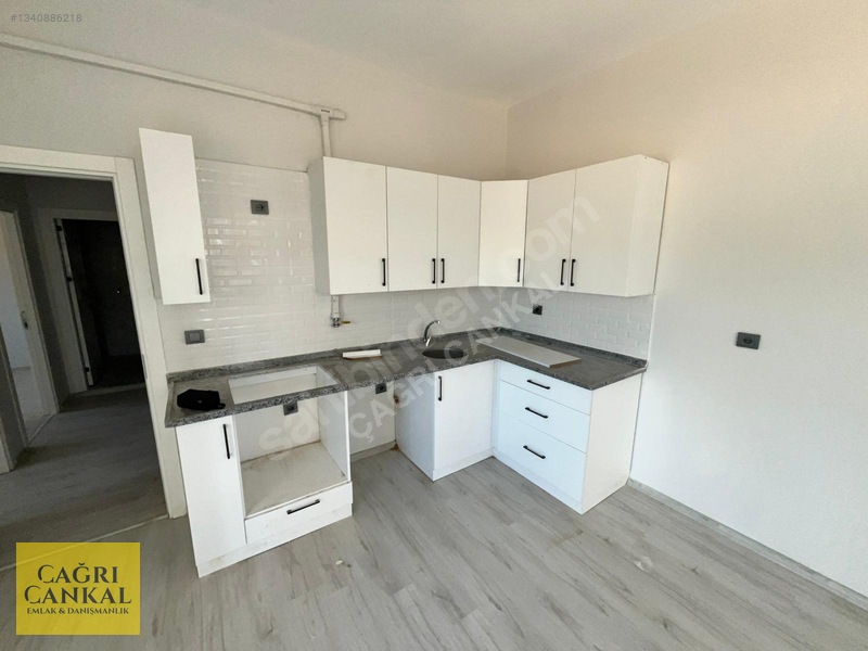 Çağrı Çankal'dan Üniversite Kavşağında 2+1 Kiralık Daire — fotoğraf 4