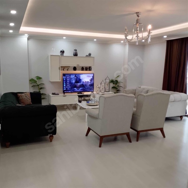 Devyaptan Çok Geniş 4+1 Daire