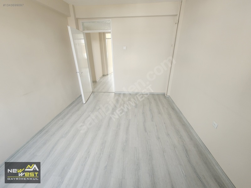 Harika Konumda Site İçinde Kiralık 3+1 Daire — fotoğraf 9
