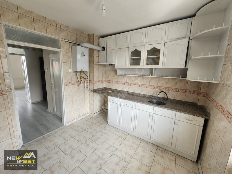 Harika Konumda Site İçinde Kiralık 3+1 Daire — fotoğraf 16