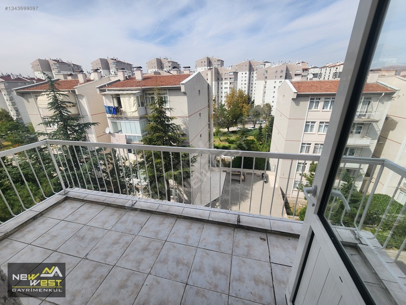 Harika Konumda Site İçinde Kiralık 3+1 Daire — fotoğraf 21