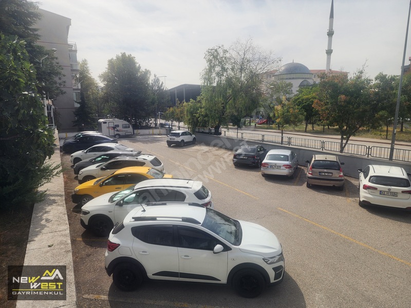 Harika Konumda Site İçinde Kiralık 3+1 Daire — fotoğraf 25