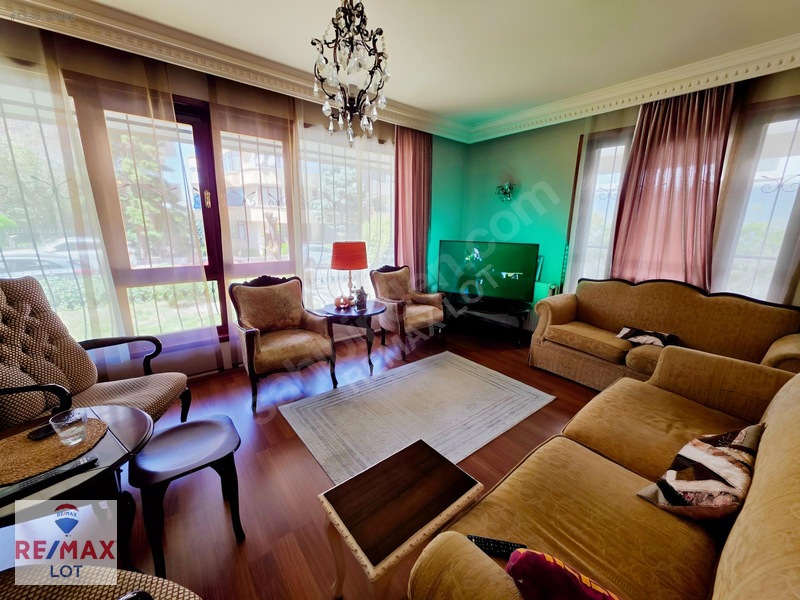 Hilal Mahallesi 696. Sokakta Mobilyalı 3+1 Daire — fotoğraf 14