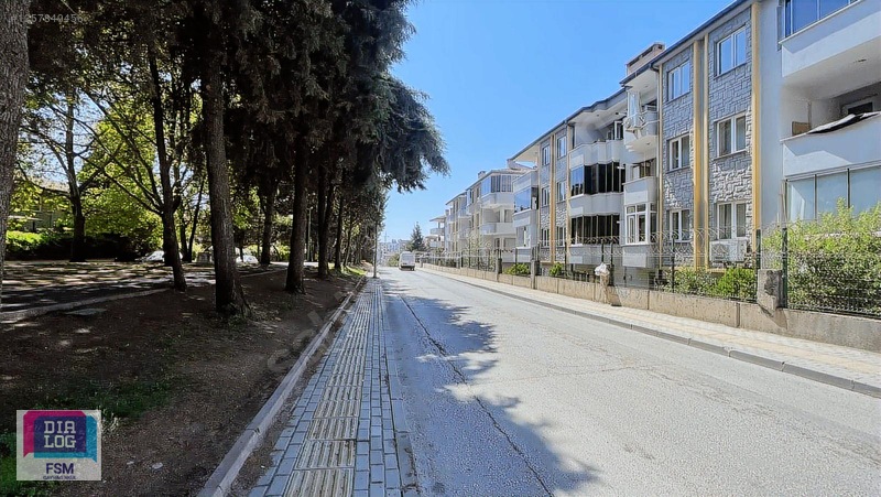Osmangazi Geçit Güzelbelde Sitesinde Satılık 3+1 Daire — fotoğraf 2