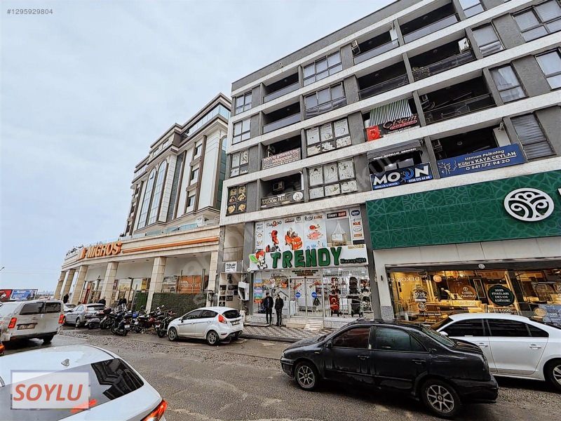 Soylu Emlaktan Çarşı Merkezde Tabela Değeri Yüksek Kiralık Ofis — fotoğraf 2