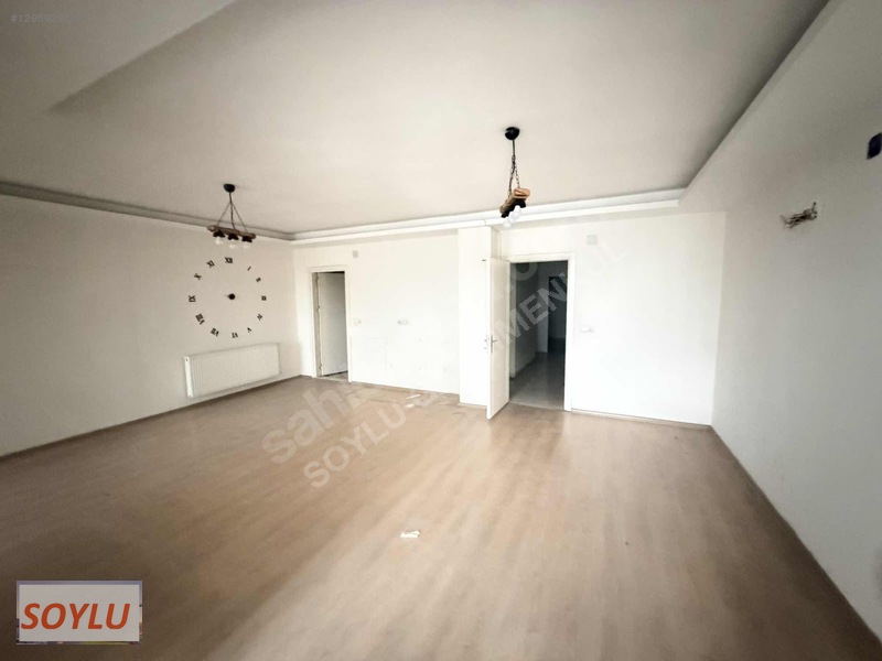 Soylu Emlaktan Çarşı Merkezde Tabela Değeri Yüksek Kiralık Ofis — fotoğraf 7