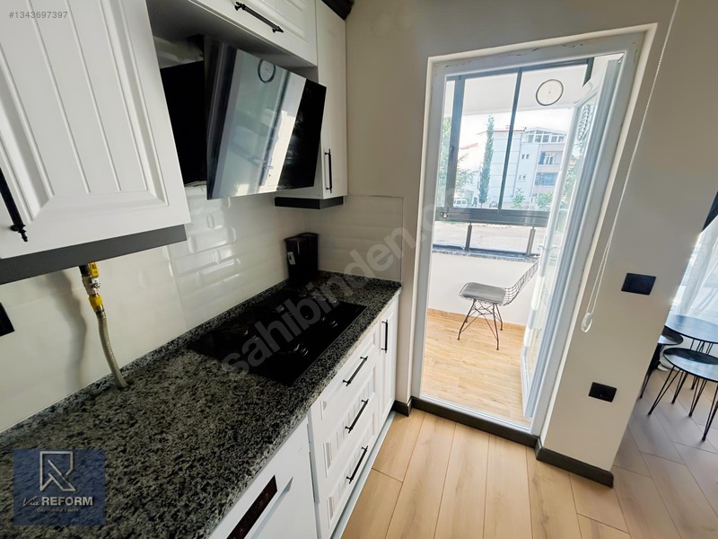 Çınaraltı Caami Yakını '' Cambalkon Takılı + Önü Park Eşyalı 1+1 — fotoğraf 11