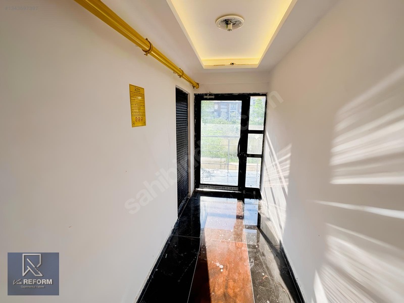 Çınaraltı Caami Yakını '' Cambalkon Takılı + Önü Park Eşyalı 1+1 — fotoğraf 16