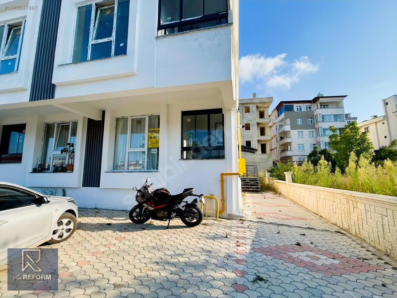 Çınaraltı Caami Yakını '' Cambalkon Takılı + Önü Park Eşyalı 1+1 — fotoğraf 19