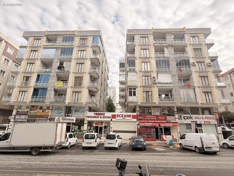 Gölbaş Tan Gözde Konumda Eski Akp Binası Altı Kiralık 3+1 Daire