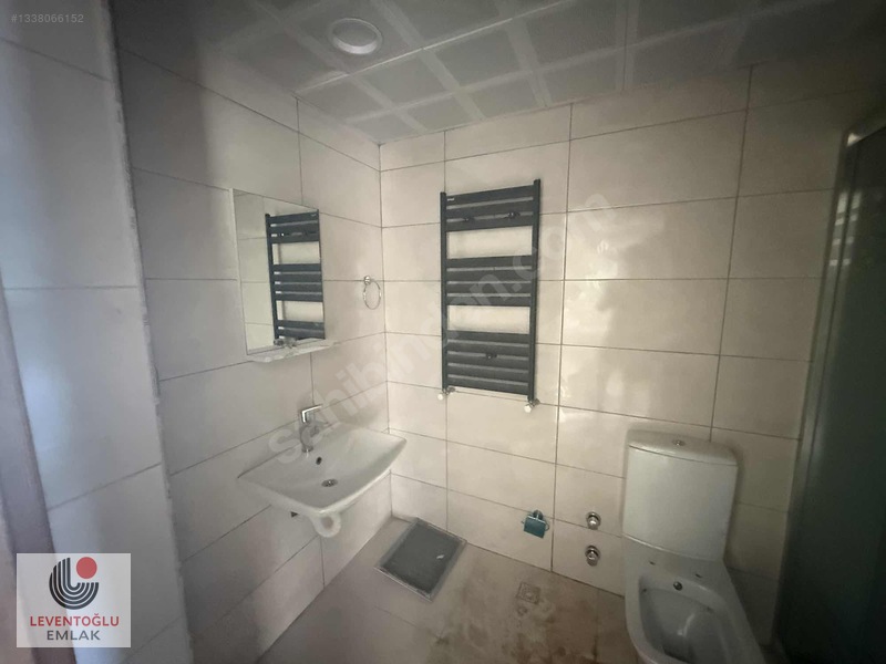 Göl, Golf Manzaralı Ataşehir İmar İskan Sıfır Kiralık 3+1 — fotoğraf 9