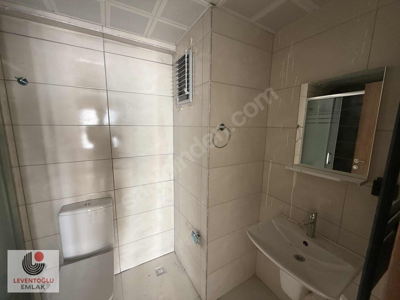 Göl, Golf Manzaralı Ataşehir İmar İskan Sıfır Kiralık 3+1 — fotoğraf 16