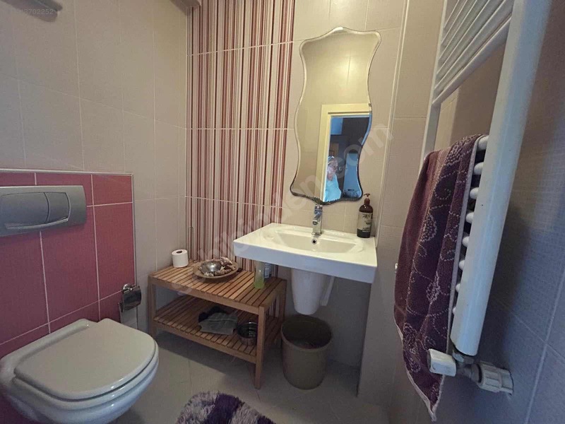 Kilyos'ta Orman Manzaralı, 3 Katlı, 5+2 Kiralık Villa — fotoğraf 8