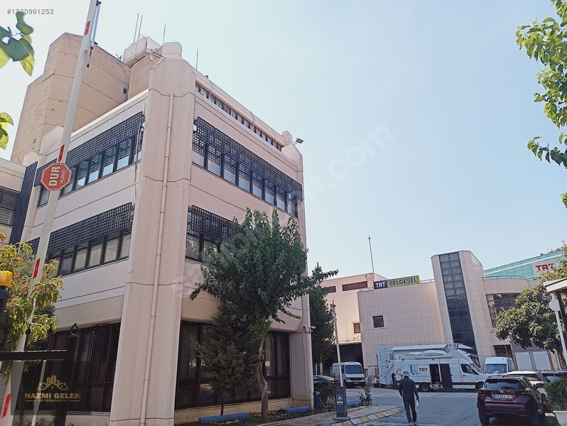 Ege Sağlık Hst. Acil Karşısı Muayehaneye Uygun Kiralık 1+1 Ofis — fotoğraf 14