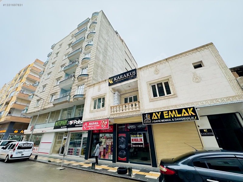 Mardin Kızıltepe'de Satılık 3 Dükkan Ve Daire