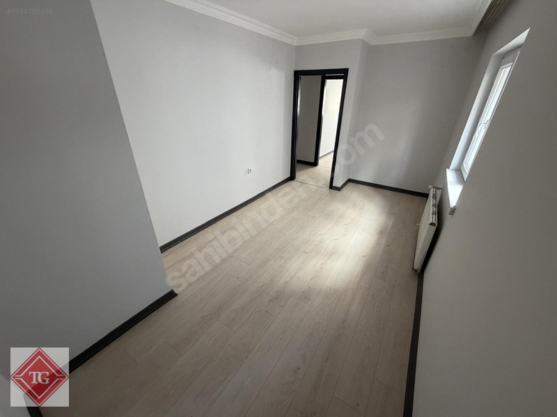 Güçlühan'dan Atapark Pazar Yanı 3+1 Kat Konumunda Full Yapılıı — fotoğraf 15