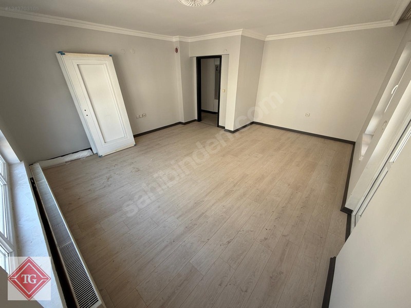Güçlühan'dan Atapark Pazar Yanı 3+1 Kat Konumunda Full Yapılıı — fotoğraf 34