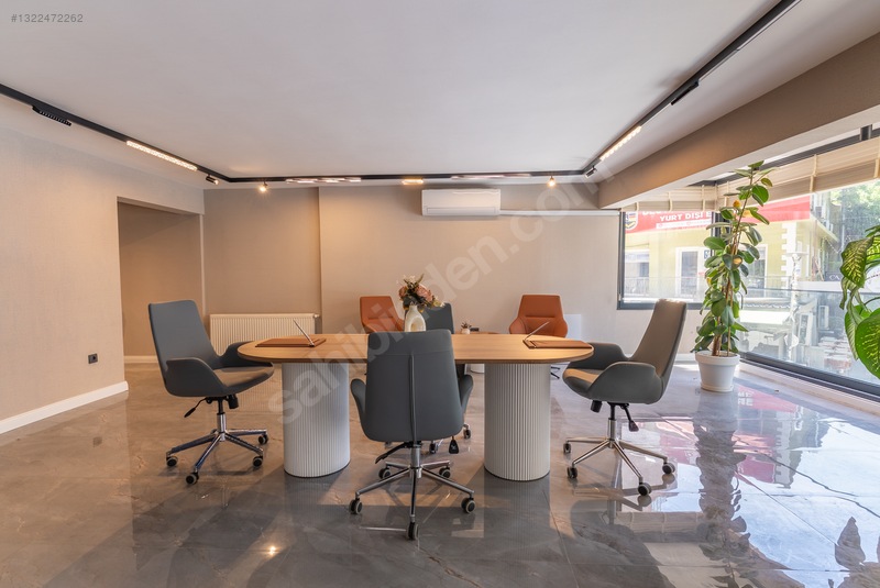 Kıbrıs Şehitleri'nde Satılık 140 M² Köşe Konumlu Ofis — fotoğraf 2