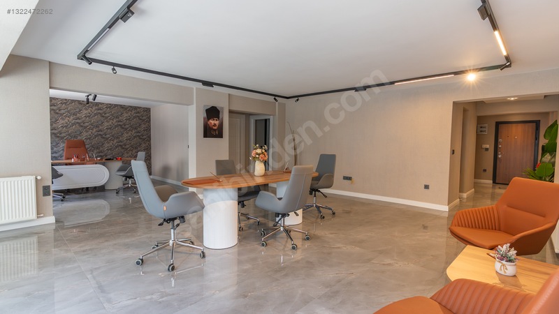 Kıbrıs Şehitleri'nde Satılık 140 M² Köşe Konumlu Ofis — fotoğraf 4