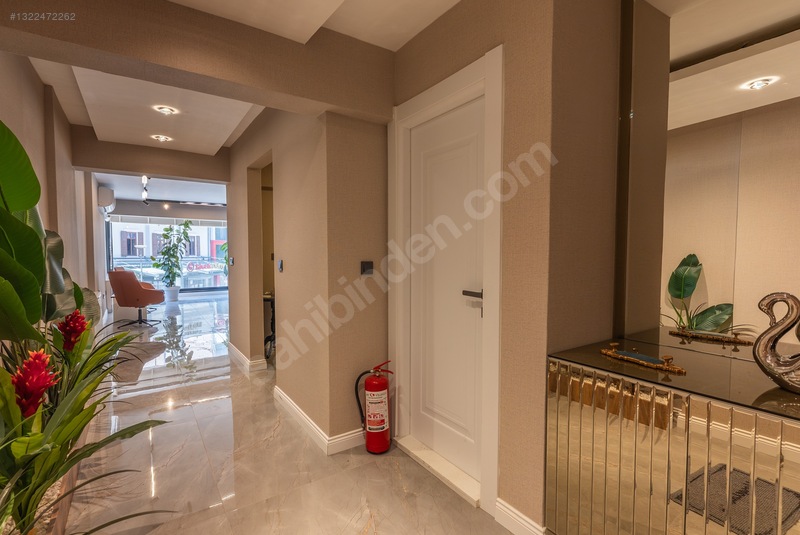 Kıbrıs Şehitleri'nde Satılık 140 M² Köşe Konumlu Ofis — fotoğraf 10