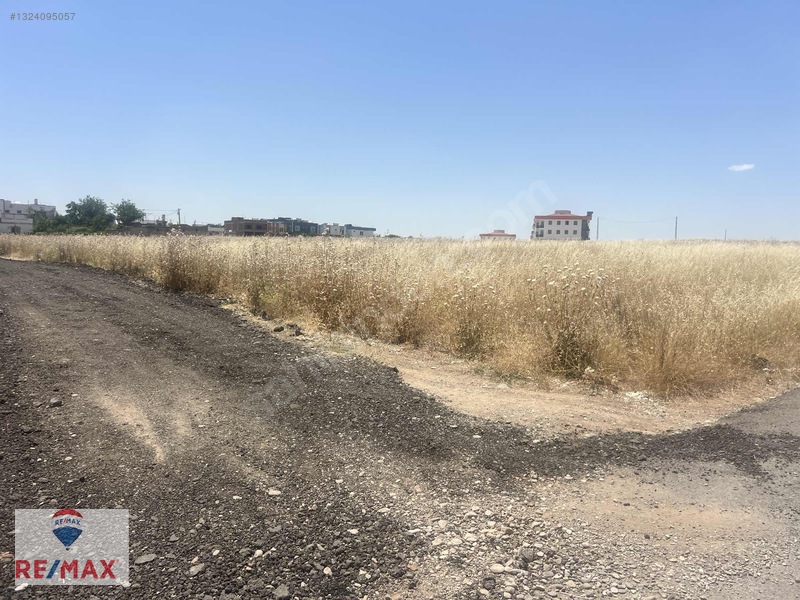 Sur Bağıvarda Şehir Merkezie Yakın Satılık İmarlı İfrazlı Arsa — fotoğraf 12