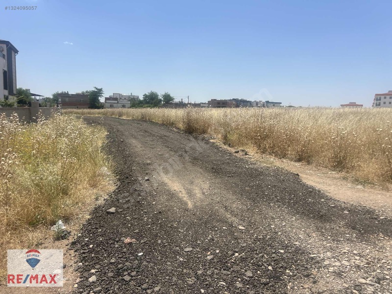 Sur Bağıvarda Şehir Merkezie Yakın Satılık İmarlı İfrazlı Arsa — fotoğraf 17