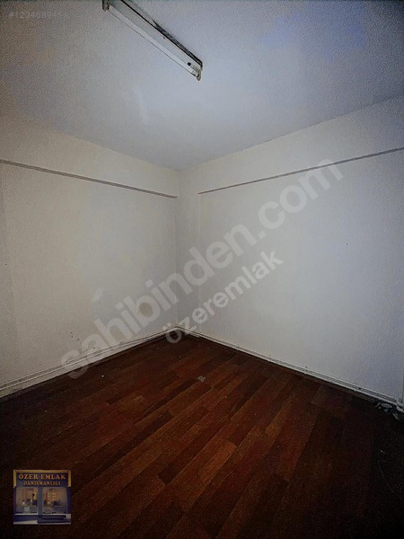Uğur Mumcu Meydanında 2+1 D.gazlı Asansörlü Satılık Daire — fotoğraf 15
