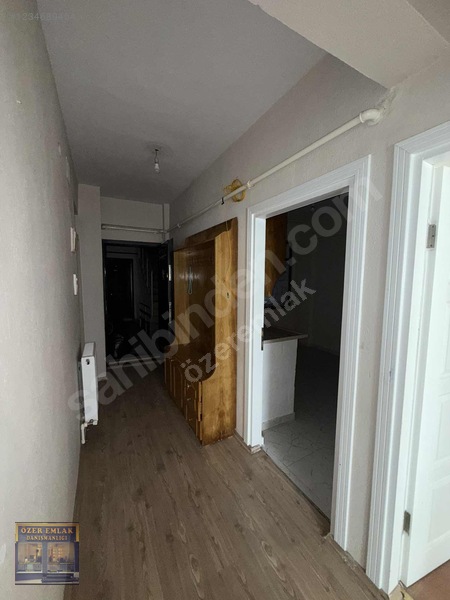 Uğur Mumcu Meydanında 2+1 D.gazlı Asansörlü Satılık Daire — fotoğraf 21