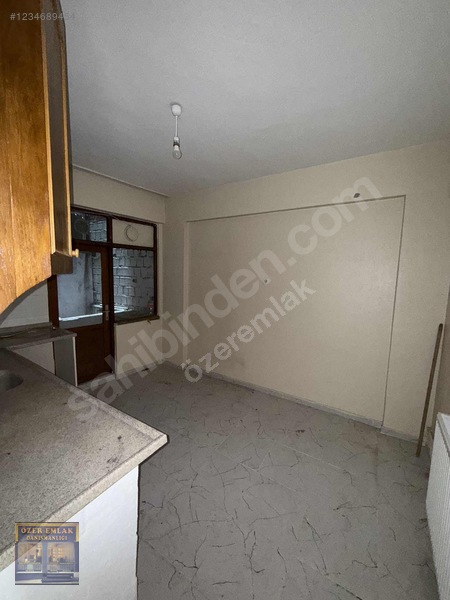 Uğur Mumcu Meydanında 2+1 D.gazlı Asansörlü Satılık Daire — fotoğraf 23