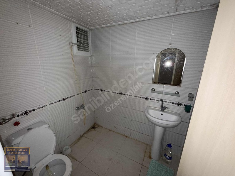 Uğur Mumcu Meydanında 2+1 D.gazlı Asansörlü Satılık Daire — fotoğraf 27