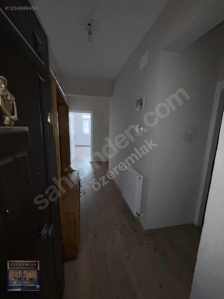 Uğur Mumcu Meydanında 2+1 D.gazlı Asansörlü Satılık Daire — fotoğraf 32