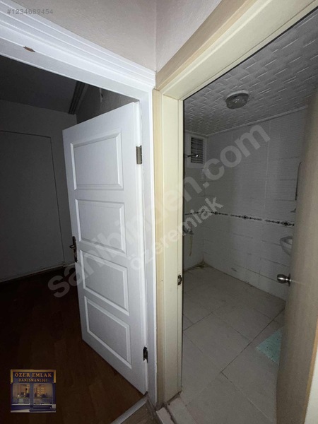 Uğur Mumcu Meydanında 2+1 D.gazlı Asansörlü Satılık Daire — fotoğraf 33