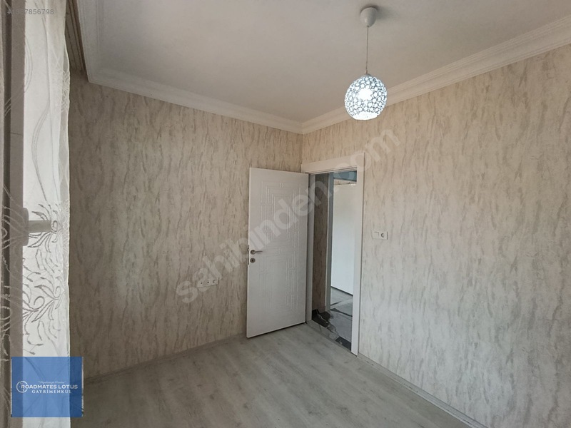 Beykent Birinci Etap Pazar Yerinin Yanında Satılık — fotoğraf 6